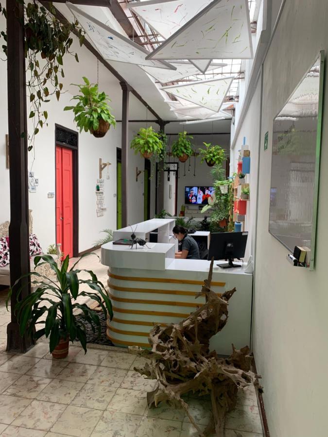 Casa Blanca San Antonio Hostal Boutique Кали Екстериор снимка