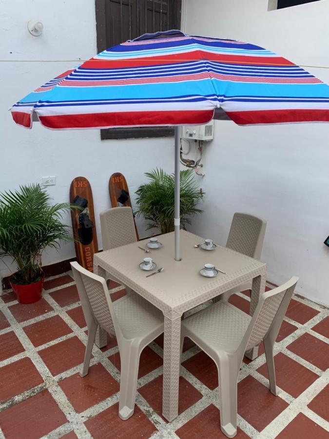 Casa Blanca San Antonio Hostal Boutique Кали Екстериор снимка