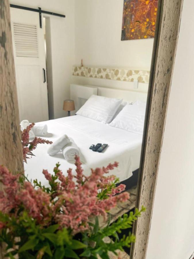 Casa Blanca San Antonio Hostal Boutique Кали Екстериор снимка