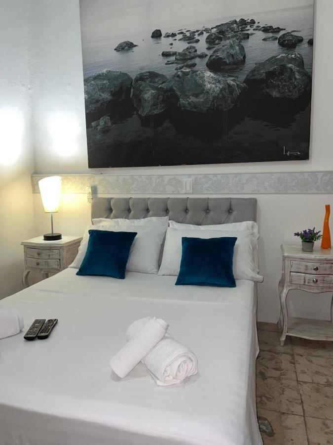 Casa Blanca San Antonio Hostal Boutique Кали Екстериор снимка