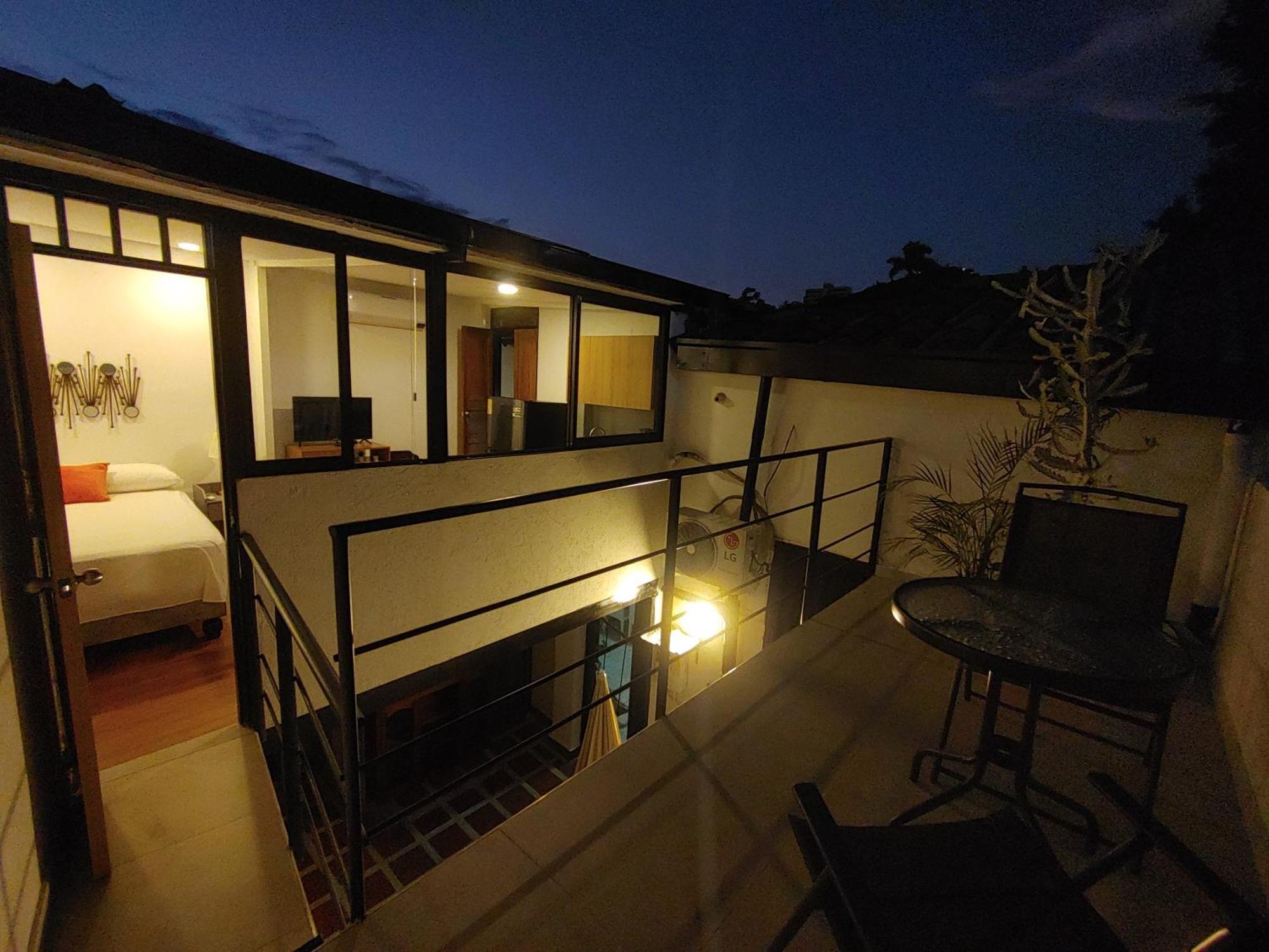 Casa Blanca San Antonio Hostal Boutique Кали Стая снимка